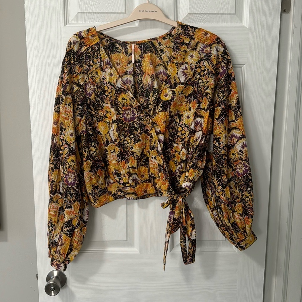 NWOT free people blouse w tie